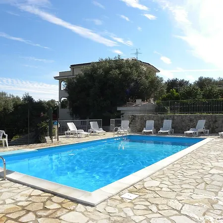 Hotel apartamentowy Seamoon Marina di Camerota